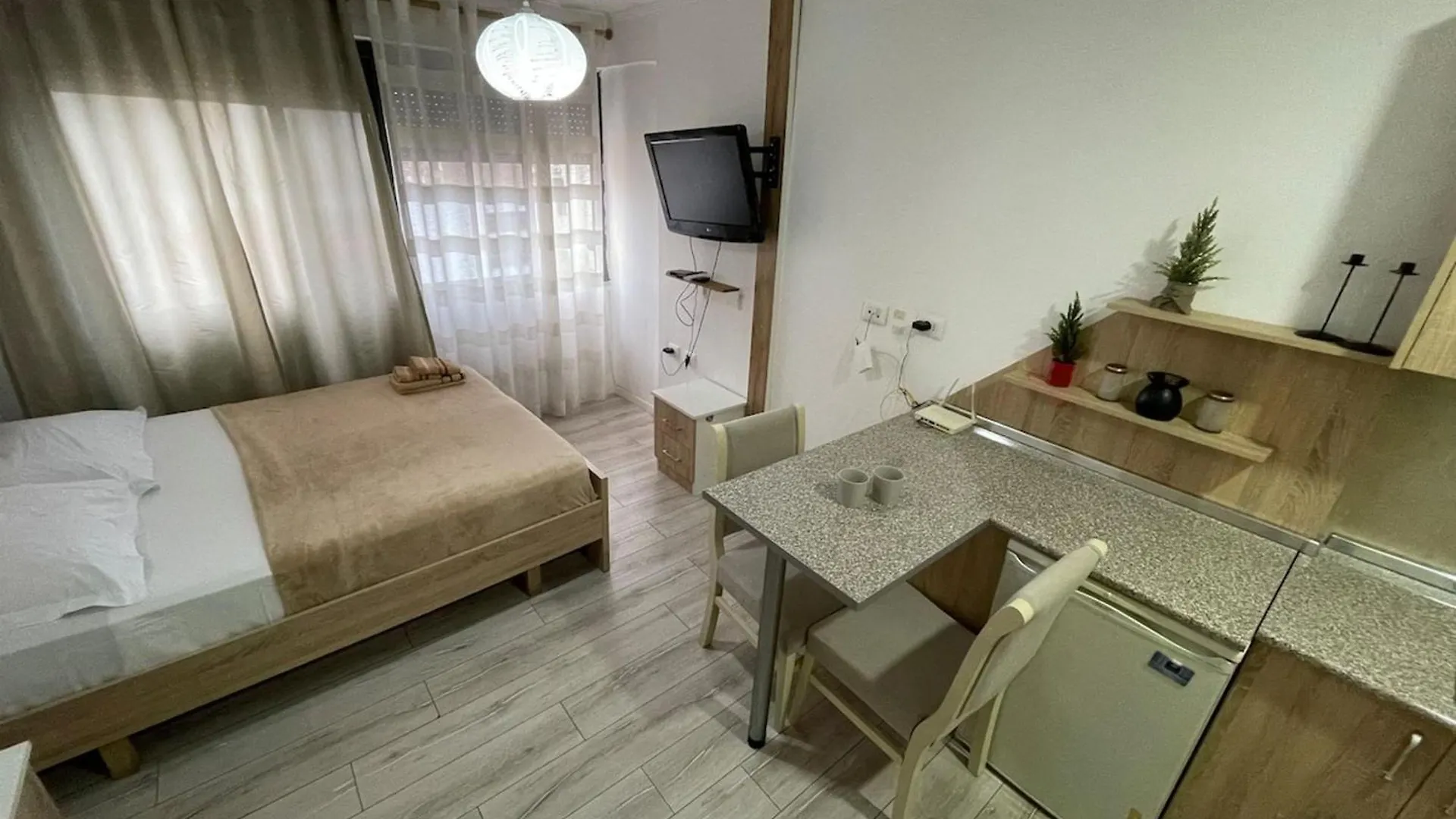 Διαμέρισμα Piazza Downtown Cozy Studio Τίρανα