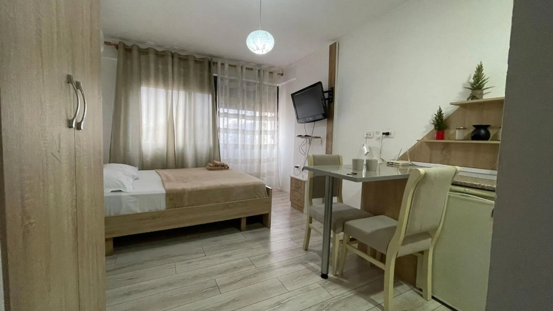 טיראנה Piazza Downtown Cozy Studio