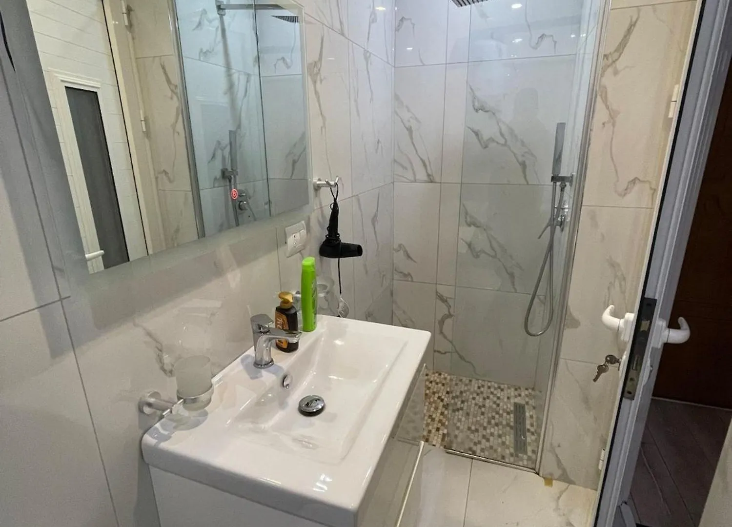 טיראנה Piazza Downtown Cozy Studio אלבניה