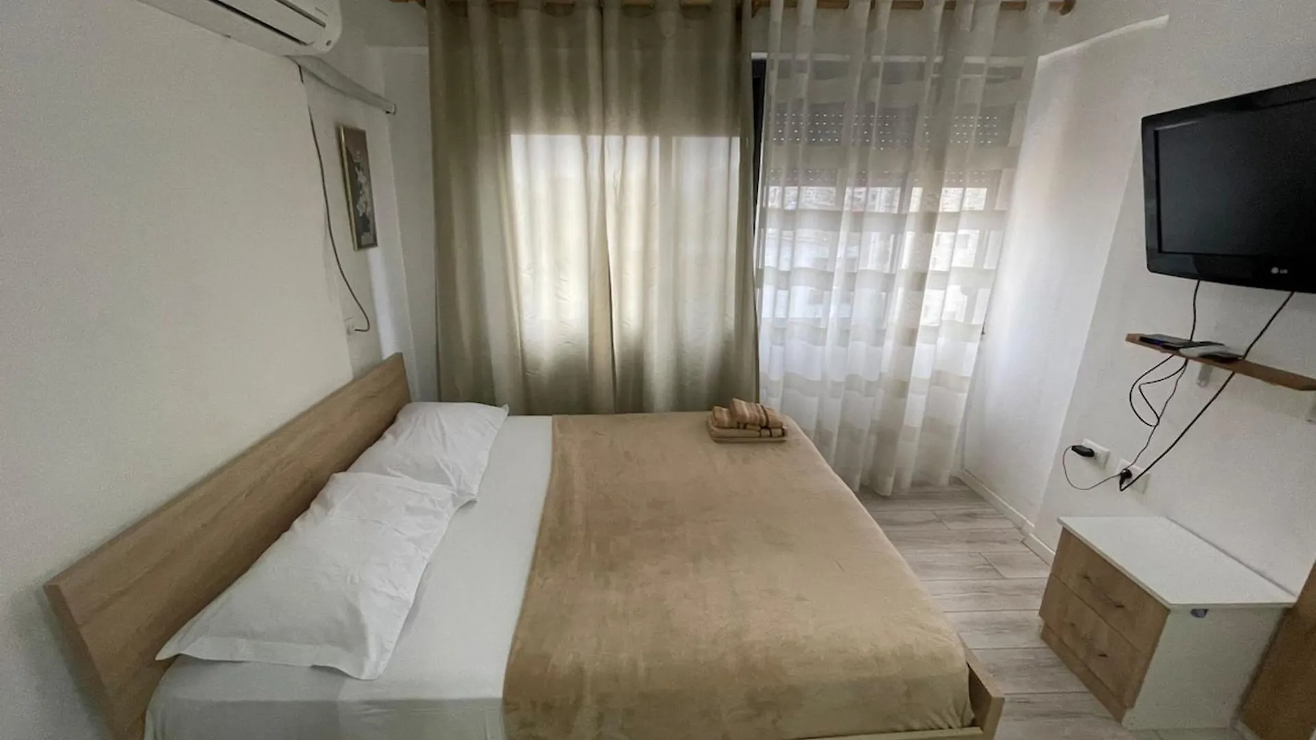 טיראנה Piazza Downtown Cozy Studio 0*,